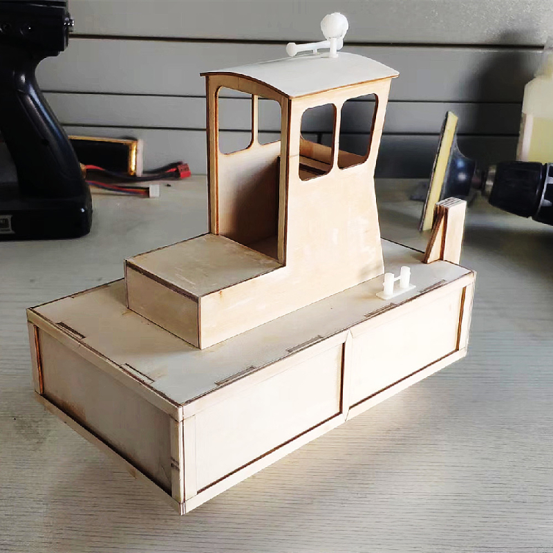 Wooden Box Rescue Boat Model R - Model Kit Lucario reseña y precio