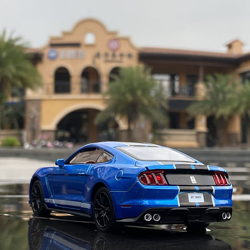 1:32 High Simulation Supercar  - Model Kit Mustang reseña y precio