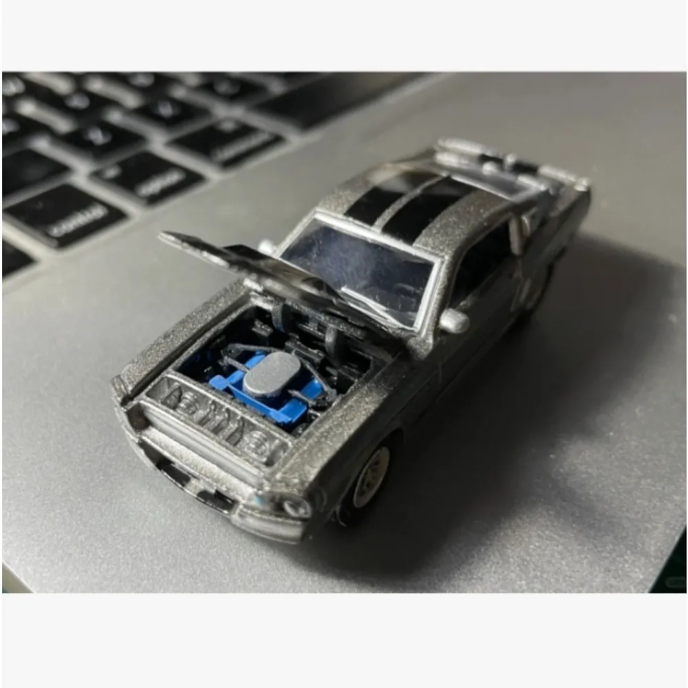 GreenLight 1:64 1967 Custom Fo - Model Kit Mustang reseña y precio