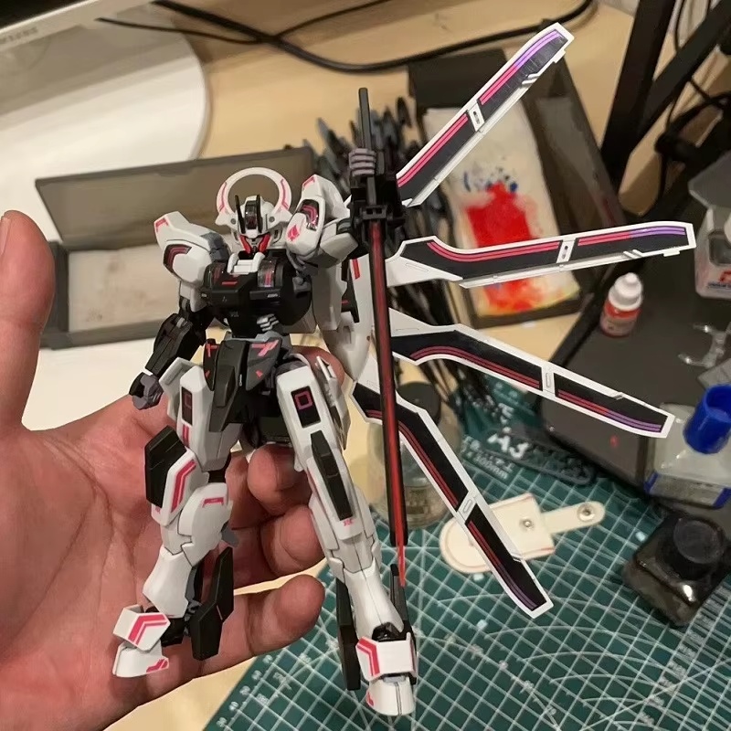 HG 1/144 Schwarzette The Witch - Model Kit Tristan reseña y precio